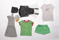 Kleidungspaket Gr 122 128 T-Shirt Latzhose Shorts Next Mini Boden Pankow - Prenzlauer Berg Vorschau