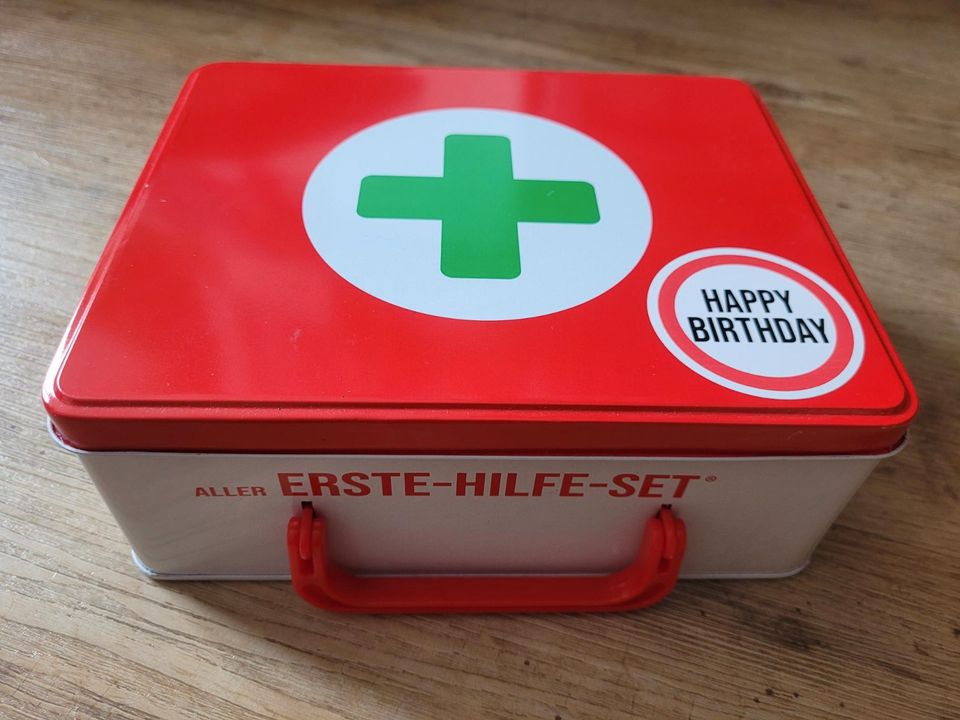 Erste Hilfe Set, Scherzartikel Spaßbox, Geburtstag Happy Birthday