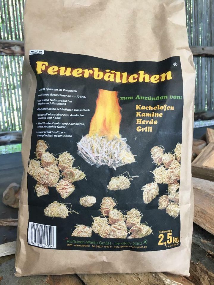 Feuerbällchen, Anzünder, Anzündhilfe, Brennholz, Kaminholz, Grill in Renningen