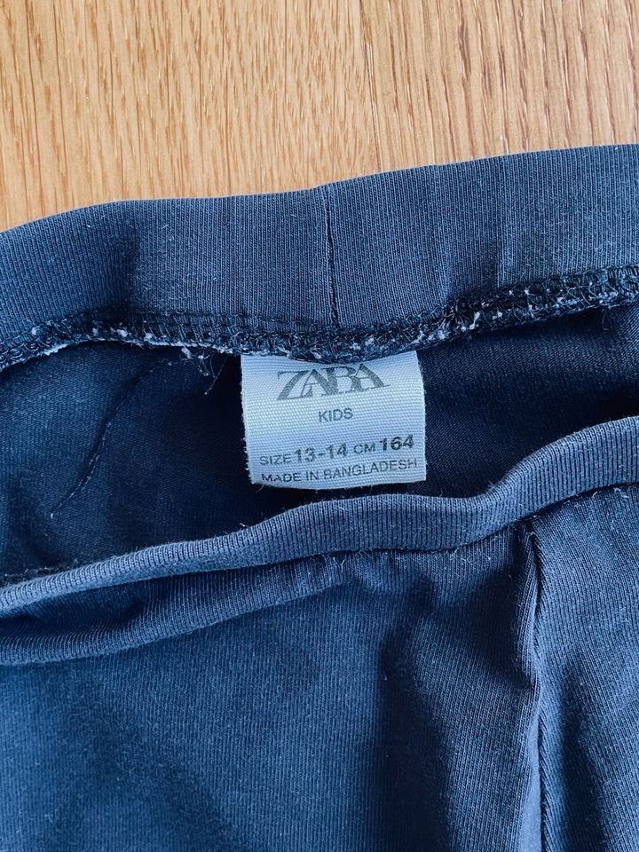 2 Zara Leggings für Mädhen, Gr. 164, topp Zustand in Regensburg