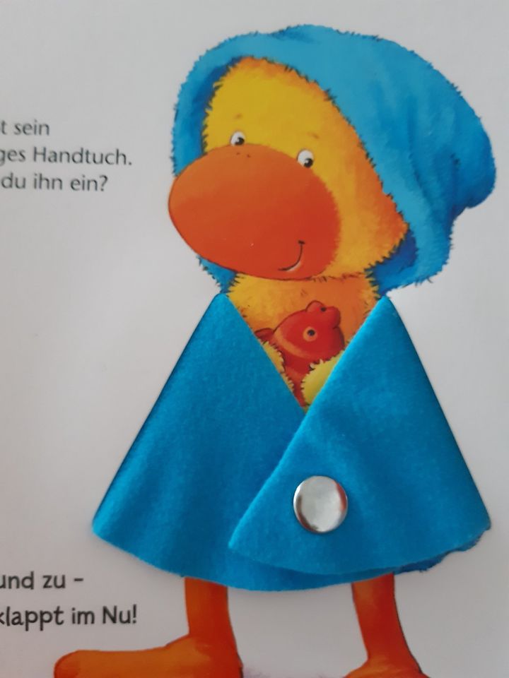 Kinderbuch  "Knopf auf, Knopf zu." in Troisdorf