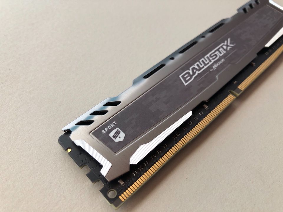 Crucial Ballistix DDR4 Ram 1x16GB in Potsdam