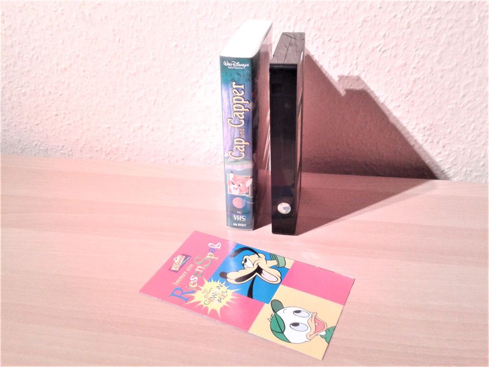 Cap und Capper VHS+Cover mit Hologramm incl Flyer in Lübeck