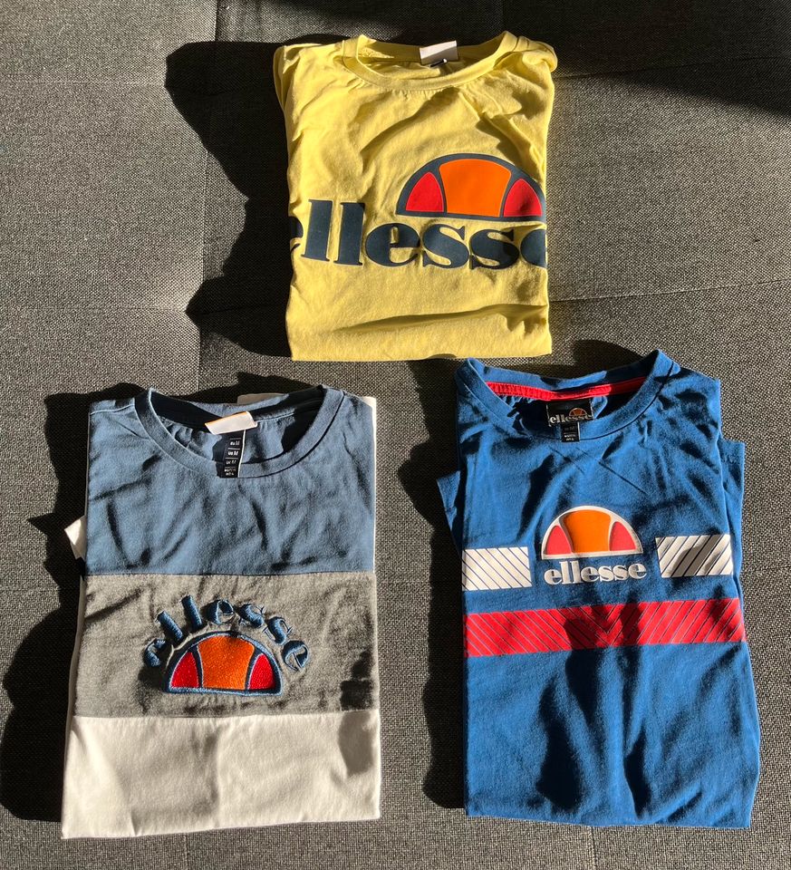 Ellesse Herren 3 T-Shirts Größe M in Bremen