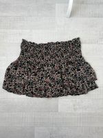 Zara Skorts Hosenrock Größe XXL mit Blumen Muster Nordrhein-Westfalen - Altena Vorschau