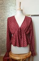 Shein Schößchen Shirt floral 40 L 42 XL Cropped Bluse weiß rot Friedrichshain-Kreuzberg - Kreuzberg Vorschau