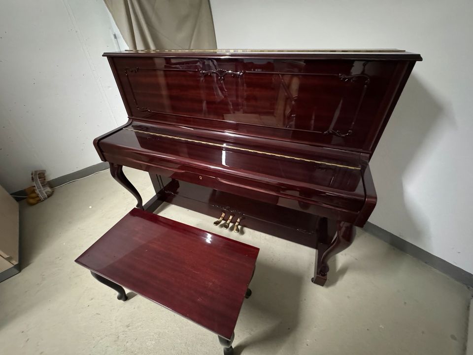 Klavier mit Sitzbank von Schafer & Sons ab Juli/August 2024 in Goldbach