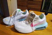 Nike Sneaker, neu, stylisch - schick, Gr. 7,5 Bayern - Diedorf Vorschau