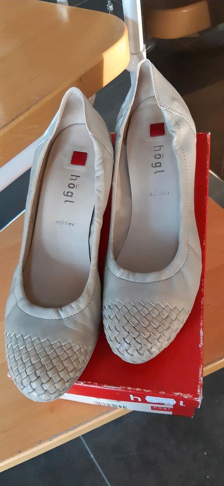 HÖGL bequeme Pumps / Absatzschuhe Stone beige geflochten Gr 38 in Bad Lobenstein