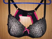 RAINBOW Push Up / Schalen BH mit Bügel 105C von Bonprix Leipzig - Paunsdorf Vorschau