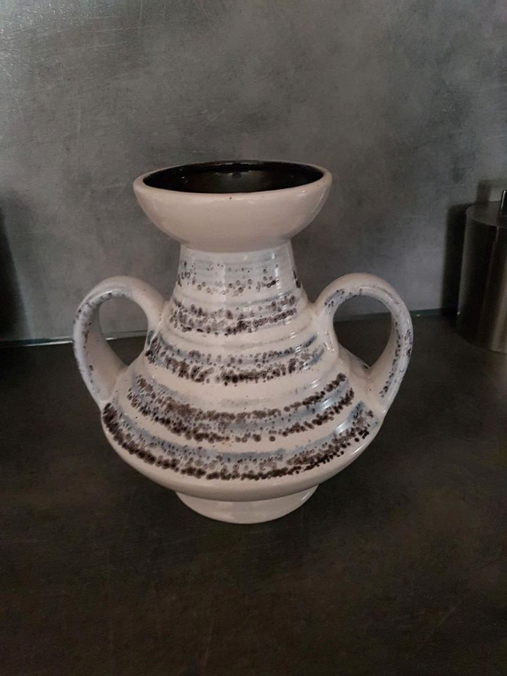 Blumenvase Keramik Vase Henkelvase Fat Lava 70er West German in Goch