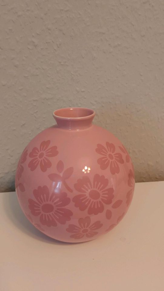 Rosa Blumenvase - Boho Vase - Porzellanvase - Kugelvase in Essen