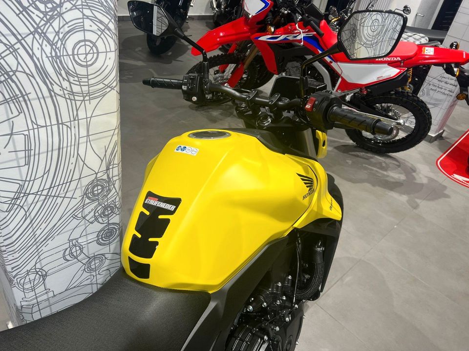 Honda CB750 Hornet Yellow *sofort verfügbar* in Essenbach
