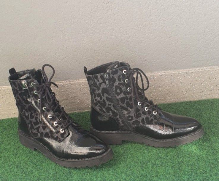 Bugatti Damen Stiefel schwarz Lack Leo Glitzer Größe 38/39 in  Baden-Württemberg - Eggenstein-Leopoldshafen | eBay Kleinanzeigen ist jetzt  Kleinanzeigen