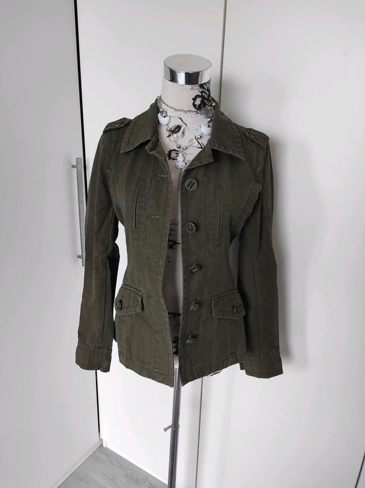 ⭐Amisu Blazer⭐Größe 34/XS⭐ Khaki, Jacket, Jacke⭐ Tarnjacke⭐Sommer in Bad Bevensen