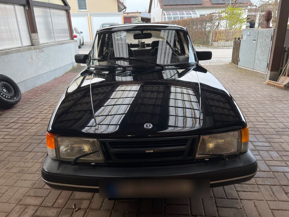 Saab 900 Kombicoupe in Oberottmarshausen