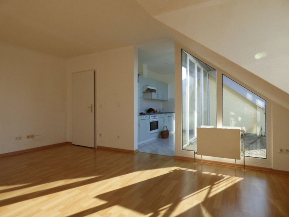 2-Zimmer-Wohnung mit Einbauküche, Balkon und Tageslichtbad in Gerwisch (Dbl. 50-8) in Gerwisch