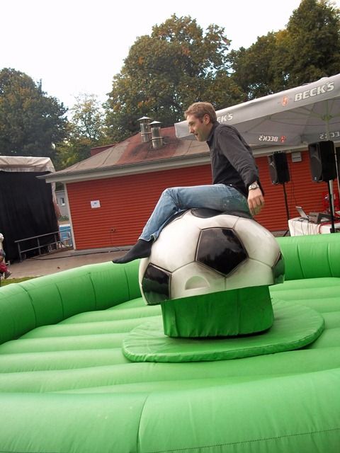 original American Bullriding / oder Fußballrodeo passend zur Fuß0ball EM 2024 in Neukirchen-Vluyn