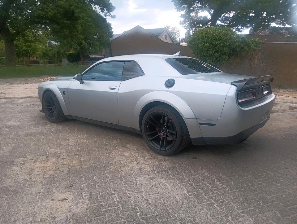 Dodge Challenger Hellcat Wide Body in Geilenkirchen