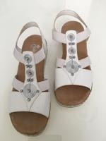 Rieker Sandalen weiß Gr.40 Neu Nordrhein-Westfalen - Moers Vorschau