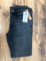 JACK & JONES Jeans Hose Herren Gr W30 /L 34 Neu Farbe schwarz Bayern - Neuburg a.d. Donau Vorschau