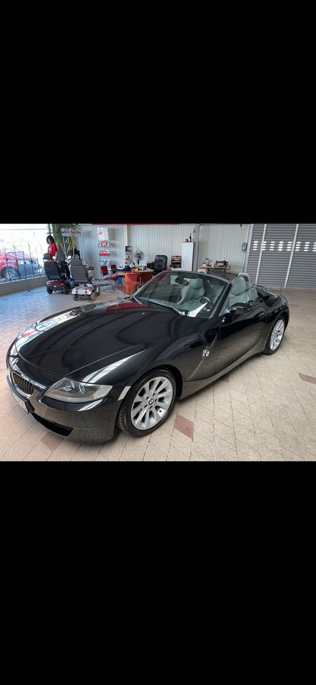 BMW Z4 Cabrio Roadster 2,5Liter in Kulmbach