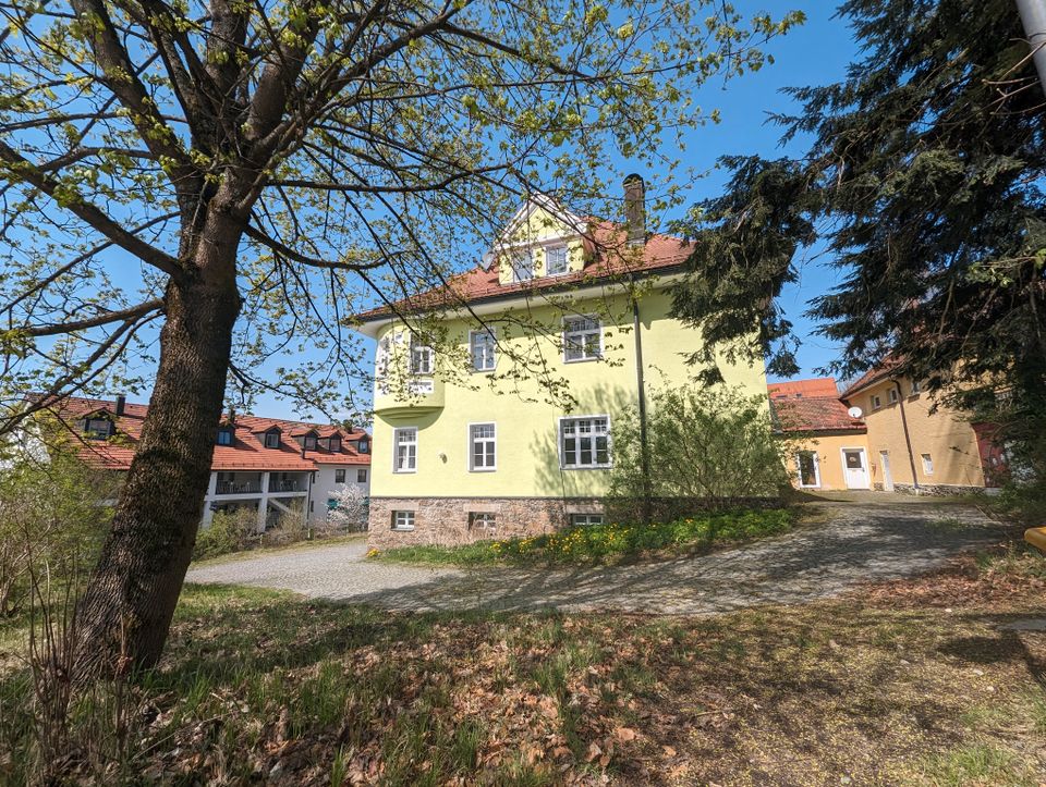 Historisches Gebäude mit vielfältiger Nutzungsmöglichkeit in Top-Lage von Zwiesel! in Zwiesel