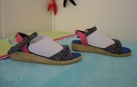 NAPAPIJRI Sandalen Stoff WEDGES KEIL BLOGGER Schuhe Gr. 31 blau Rheinland-Pfalz - Gerolsheim Vorschau