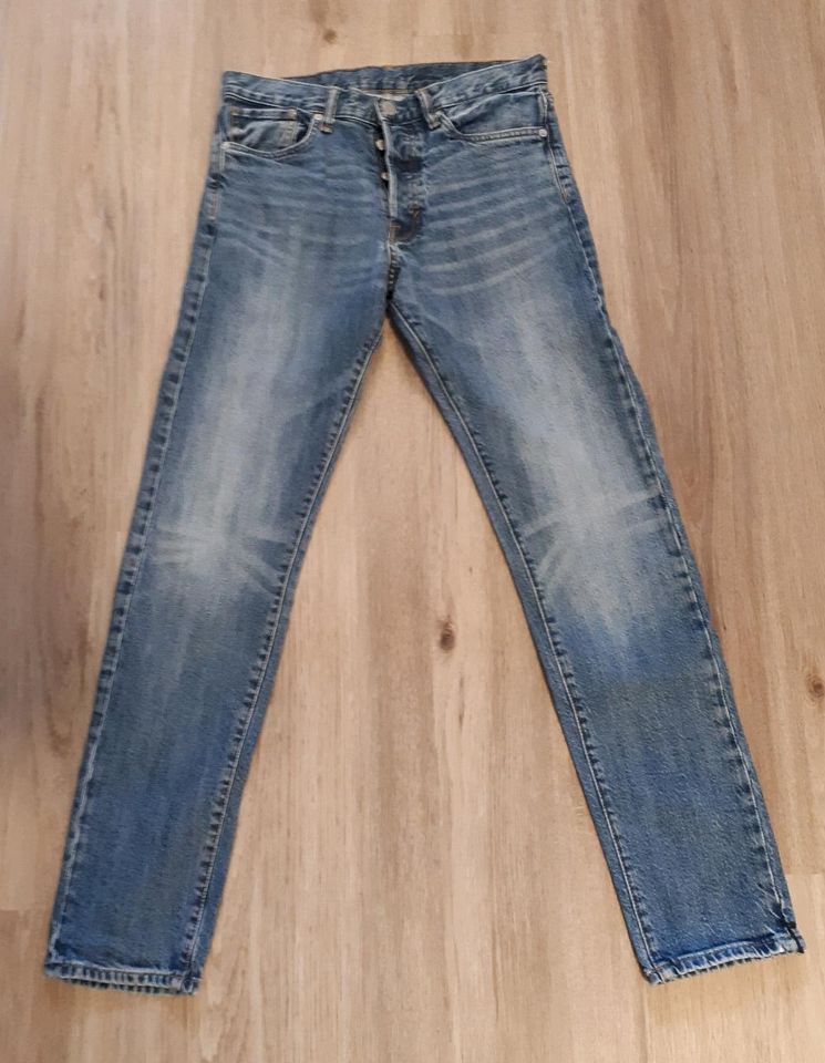 Jeans H&M Größe 29/32 in Hamburg