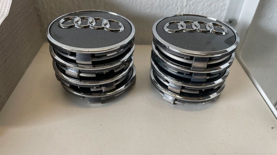 Audi Nabendeckel Grau in Essen