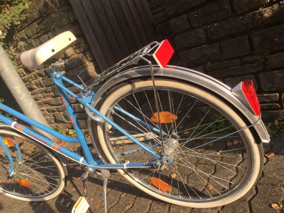 Damenfahrrad Retro von Alfira in Oberwesel