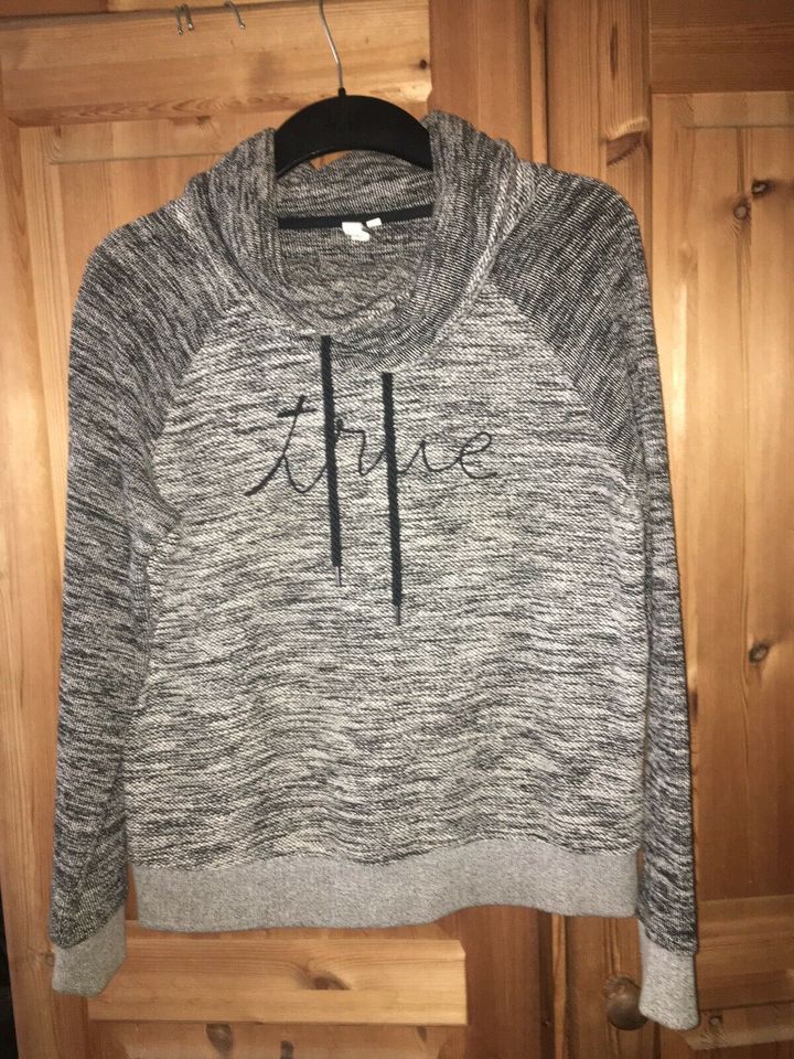 QS by S.Oliver Sweatshirt mit Schalkragen Gr S Schwarz Weiß in Reinbek