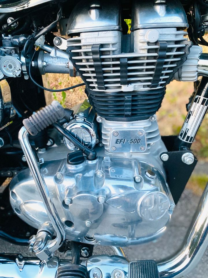 Royal Enfield Bullet Classic 500. Chrome Black. Top gepflegt! in Sprockhövel