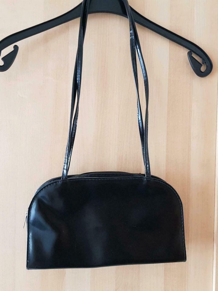 Kleine Handtasche in Edenkoben