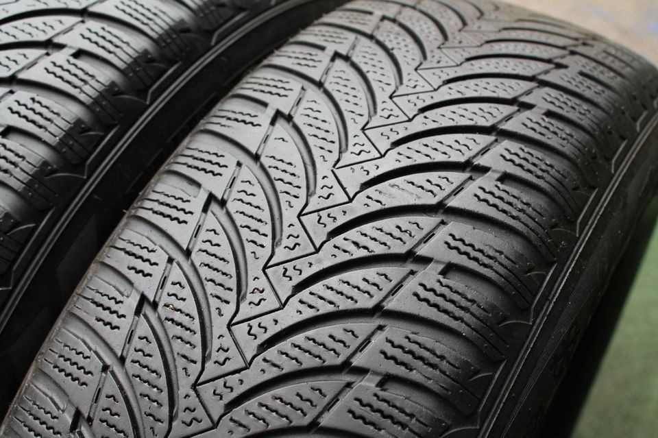 2x Nexen Winguard Snow'G WH2 215/70 R16 100T Winterreifen ca.5mm in Lützen Dehlitz