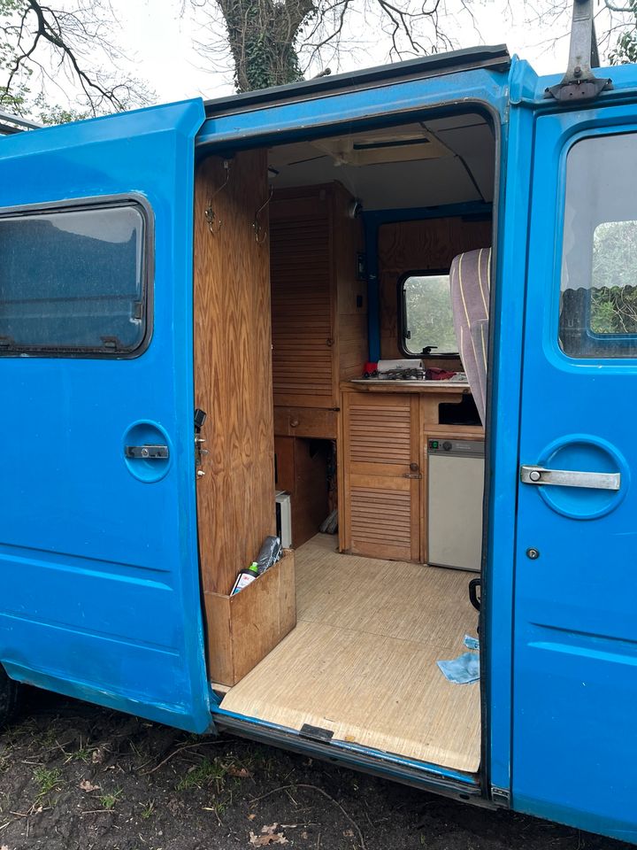 Renault Master Camper in Schenefeld