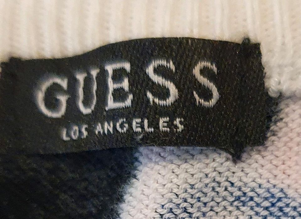 Damen Feinstrick Pulli Fa Guess Gr.Lblau in München