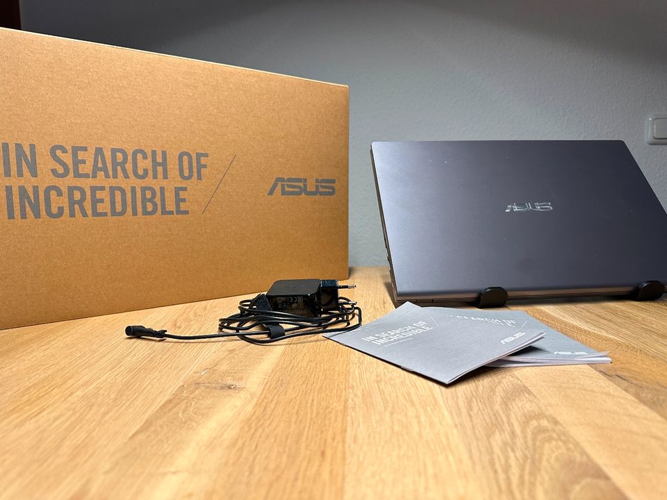 ASUS Notebook D509D in Karlstein