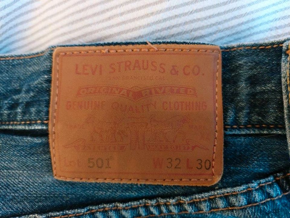 Levis 501 Jeans 32/30 in Dresden