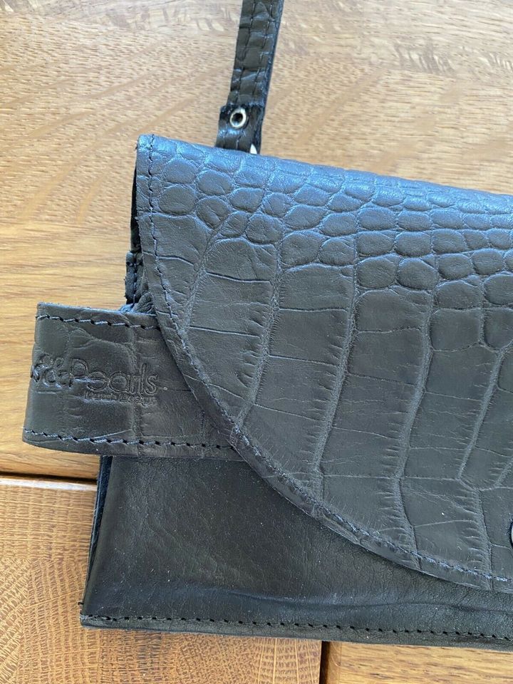 Pimps & Pearls Tasche Leder Schwarz Neu in Duisburg - Duisburg-Süd | eBay  Kleinanzeigen ist jetzt Kleinanzeigen