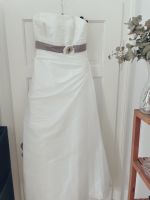 Brautkleid / Hochzeitskleid Très Chic A-Linie Größe 40-44 Bayern - Augsburg Vorschau