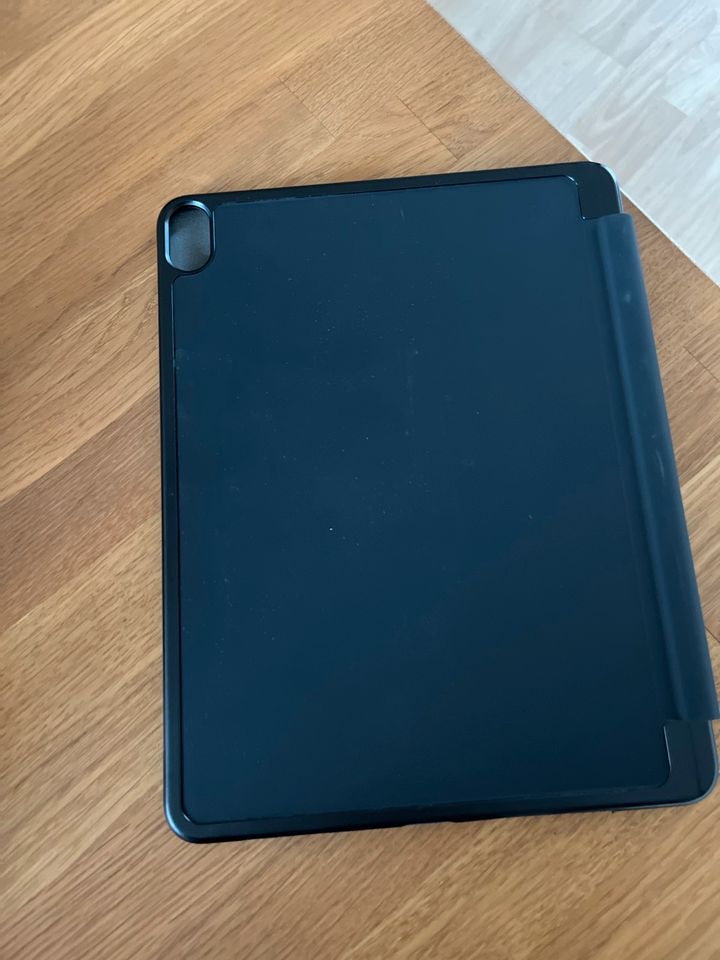 Tablet case fold iPad Air 4/5 Gen in Kevelaer