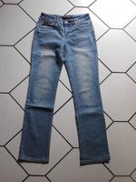 Arizona Jeans neuwertig Gr. 38 Niedersachsen - Aurich Vorschau