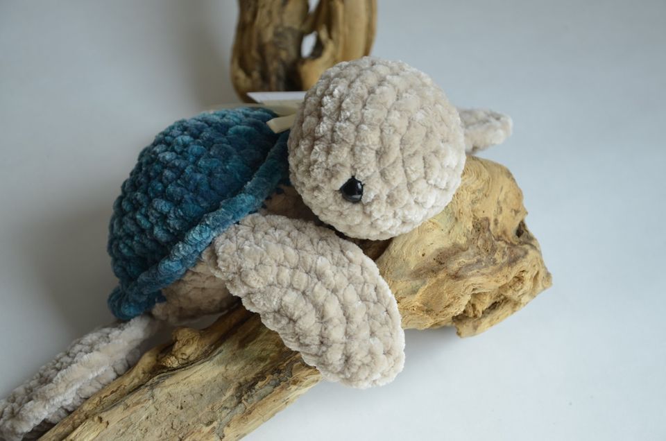 Amigurumi Schildkröte gehäkelt Häkeltier handgemacht in Börtlingen