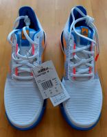 Adidas Schuhe Sneaker weiß blau orange Crazy Flight M Gr. 44 NEU Niedersachsen - Laatzen Vorschau