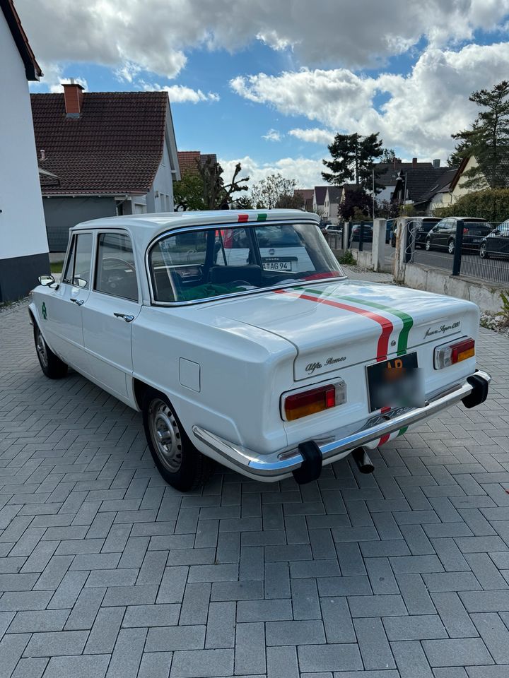 Alfa Romeo giulia super 1300 in Mannheim
