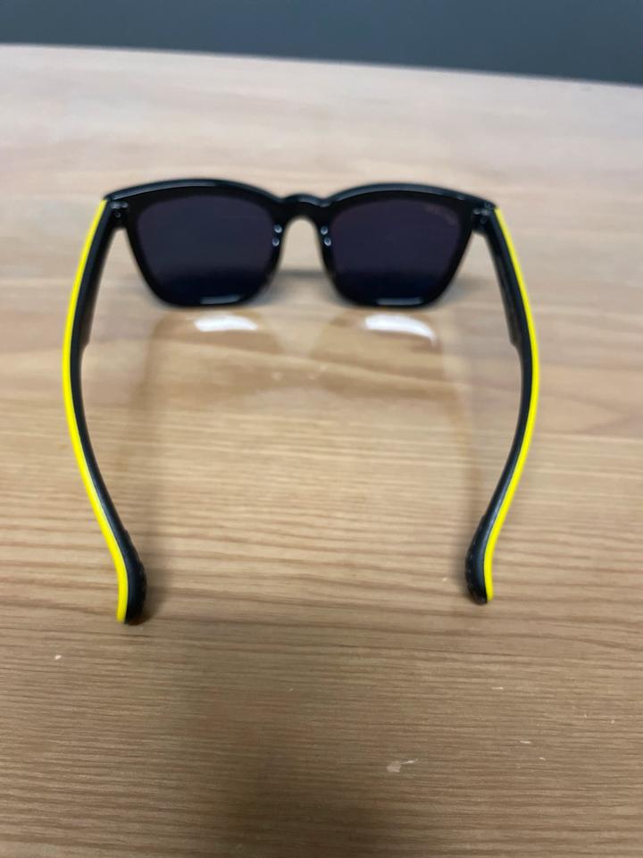 Kinder Crocs Sonnenbrille nur 4-5 mal getragen kein Kratzer in Dortmund