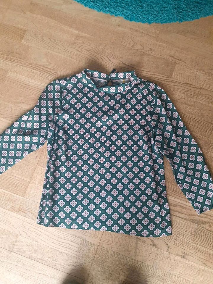 3/4 Arm Bluse von Boden, grün mit Muster, gr. 34 in Fischen