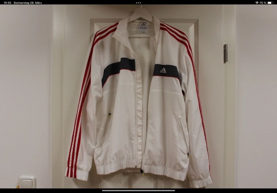 Adidas Jacke in Rodgau