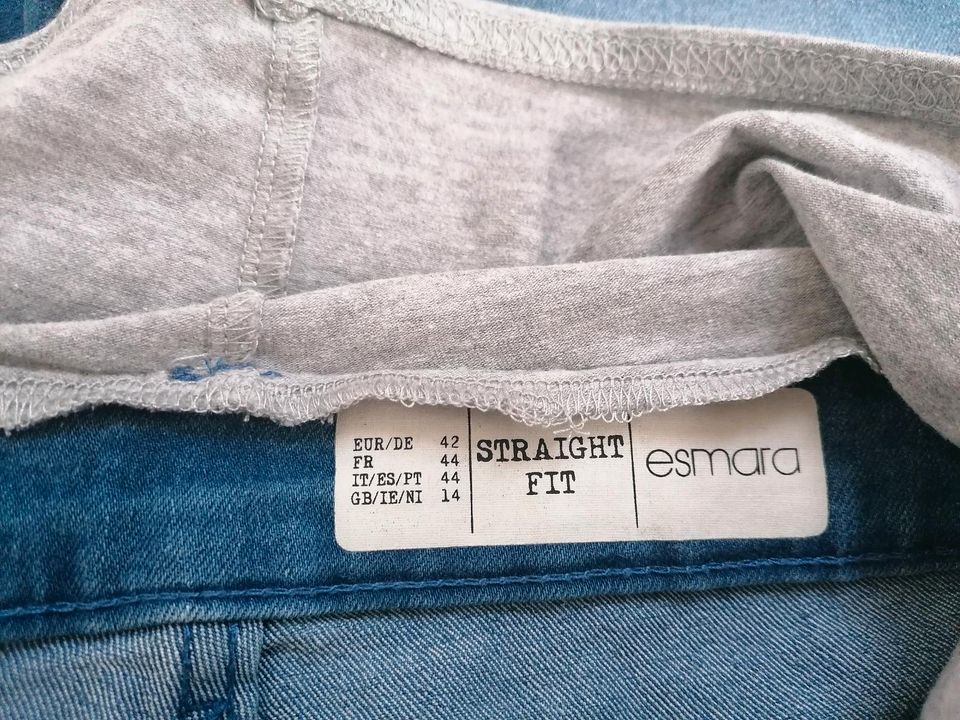 Umstandsjeans Umstandshose Bermuda in Glauchau